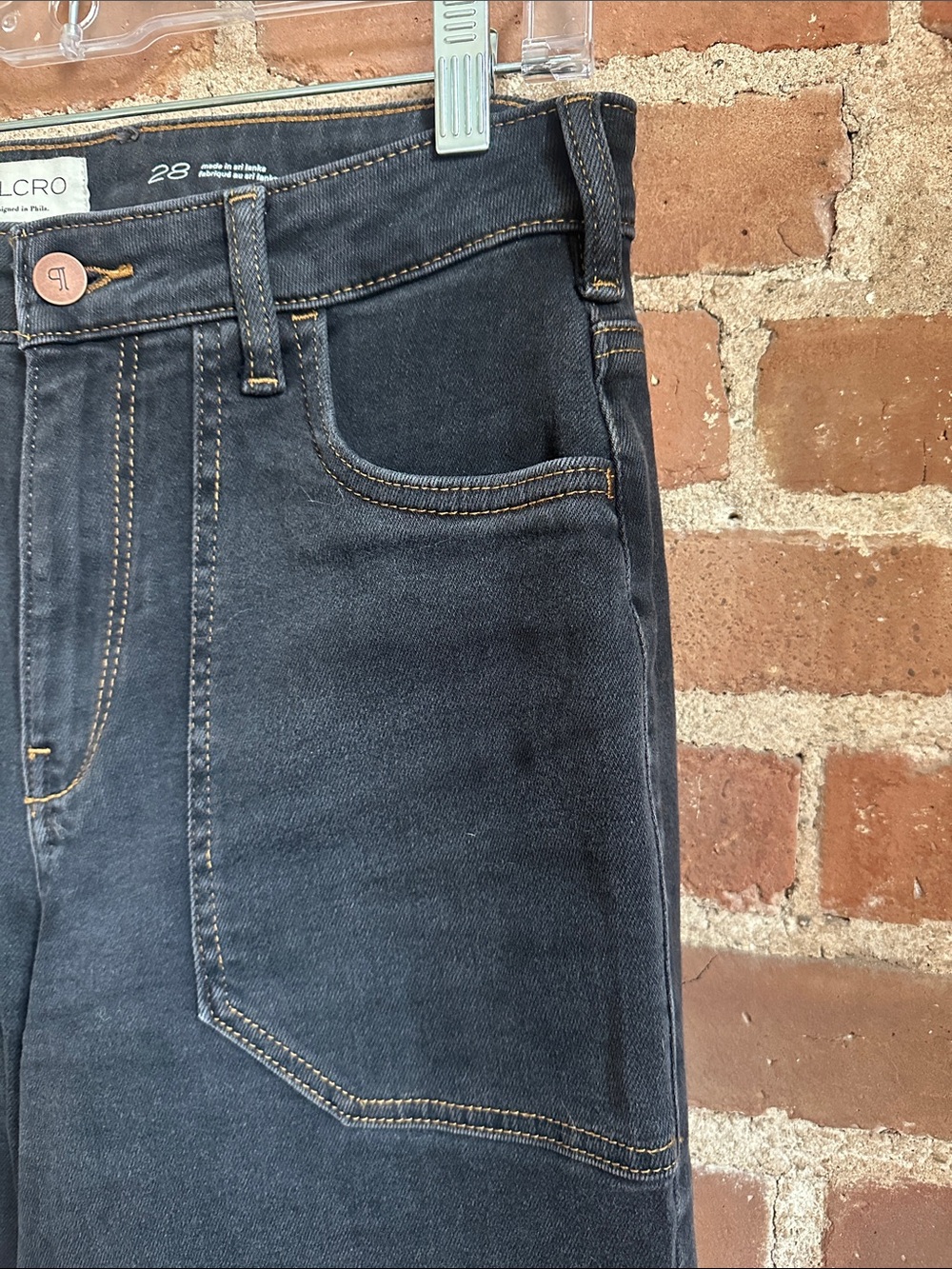 Pilcro Rylan Wide-Leg Rise Jeans - Picture 3 of 6